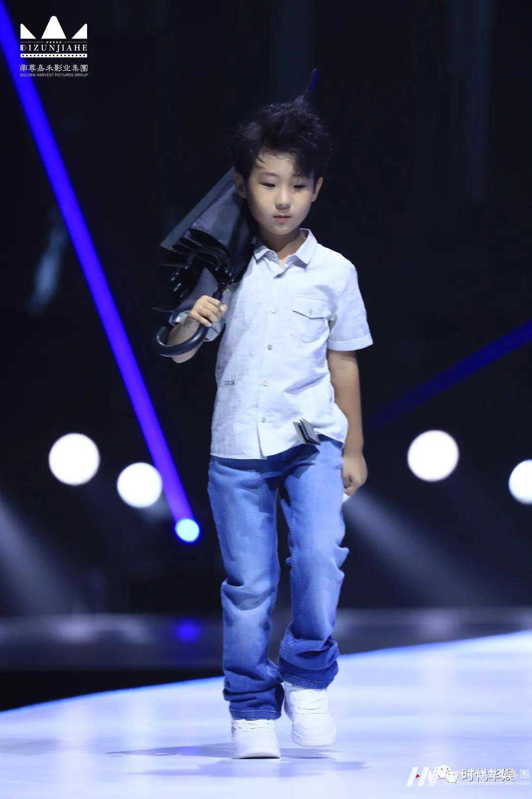 为什么要让孩子去学少儿模特,少儿模特培训真的有用吗?(图1) 为什么要让孩子去学少儿模特,少儿模特培训真的有用吗?01