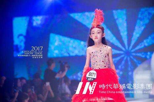 通过儿童模特培训改善孩子胆小、自卑(图1) 通过儿童模特培训改善孩子胆小、自卑(图1)