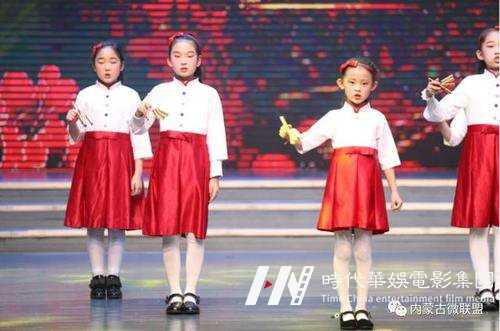 孩子性格孤僻不爱说话,可以通过口才培训改善吗?(图1) 孩子性格孤僻不爱说话,可以通过口才培训改善吗?(图1)