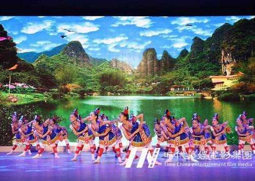 让孩子在深圳环球童影学习舞蹈培训有哪些优势?(图1) 让孩子在深圳环球童影学习舞蹈培训有哪些优势?(图1)
