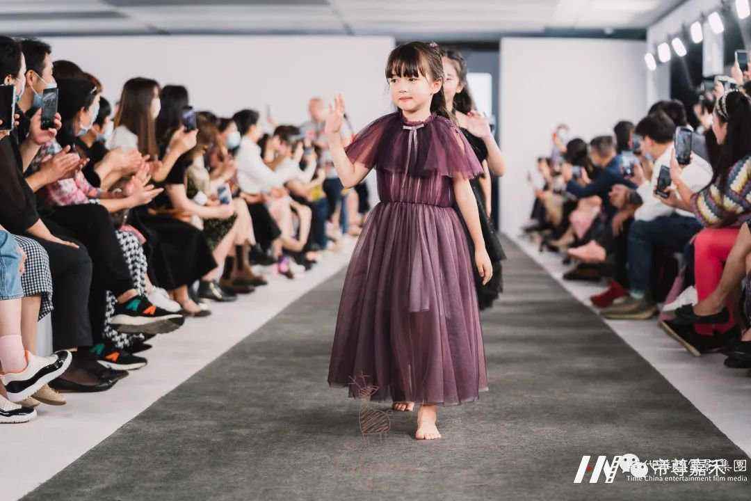 高端秀场丨2021深圳时装周童模招募中(图7) 图片