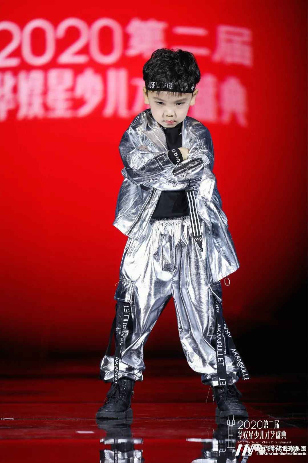 2020第二届华娱星少儿才艺盛典舞蹈冠军团队关嘉袆个人风采(图4) 图片