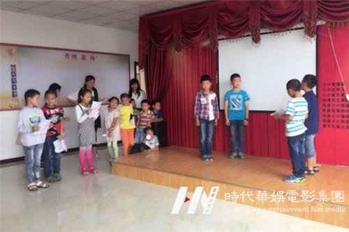 孩子不善于交流是否应该报一个少儿口才培训班?(图1) 孩子不善于交流是否应该报一个少儿口才培训班?(图1)