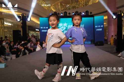 儿童街舞深圳哪里有专业培训的地方?(图1) 儿童街舞深圳哪里有专业培训的地方?(图1)