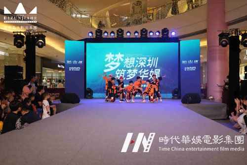 少儿舞蹈压腿训练注意事项有哪些?(图1) 少儿舞蹈压腿训练注意事项有哪些?(图1)