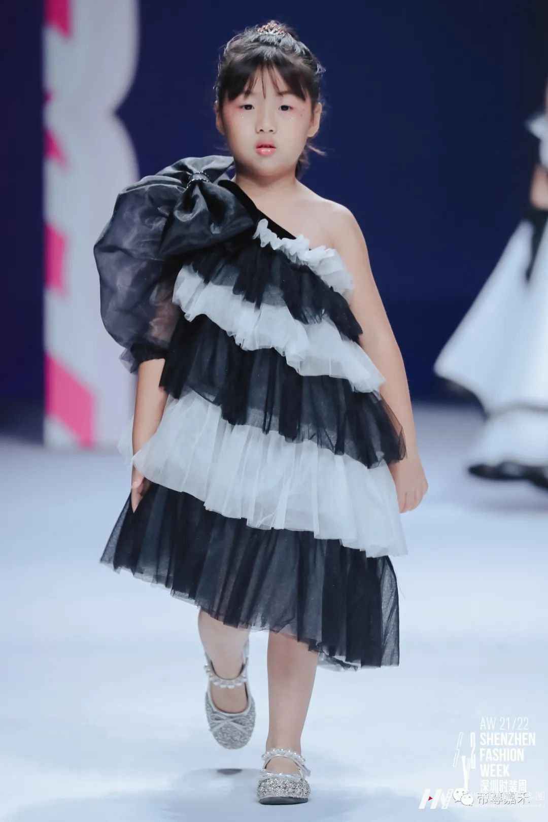 2021深圳时装周环球童影童模秀场回顾(图134) 2021深圳时装周环球童影童模秀场回顾(图134)