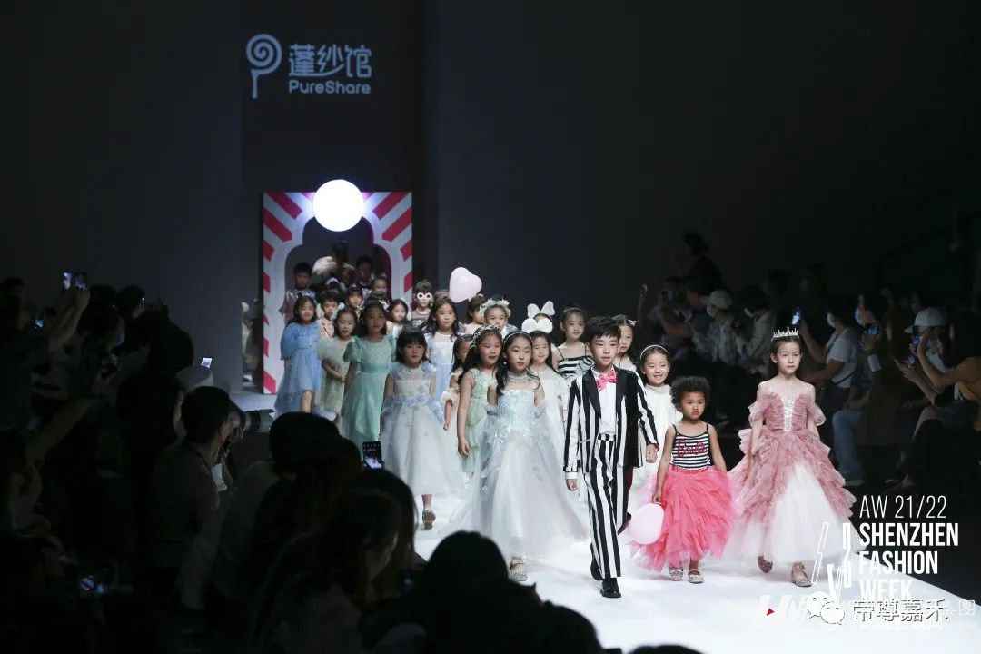 2021深圳时装周环球童影童模秀场回顾(图121) 2021深圳时装周环球童影童模秀场回顾(图121)