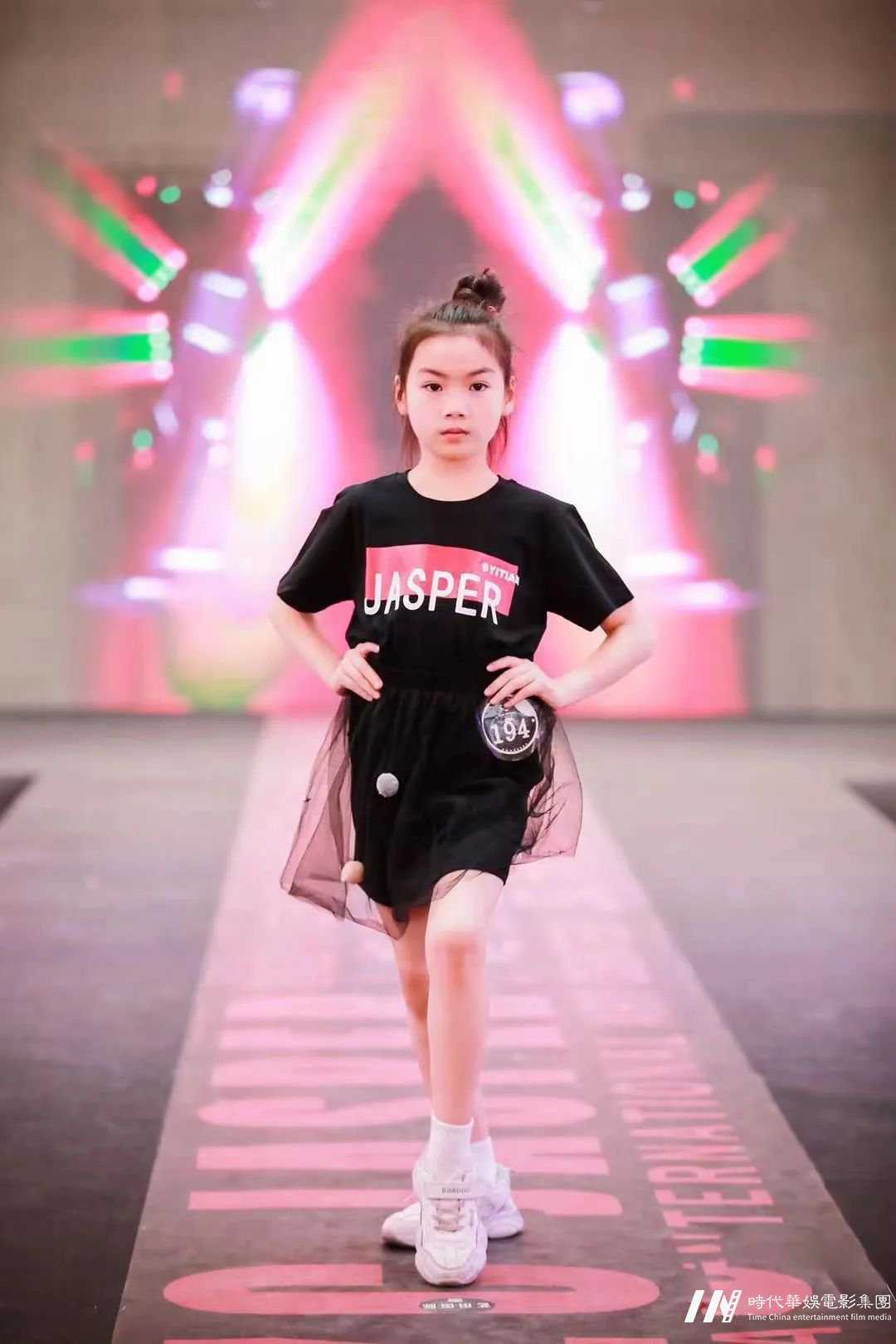2021时尚之夜 | BURBERRY品牌压轴模特——高沁萱(图10) 图片