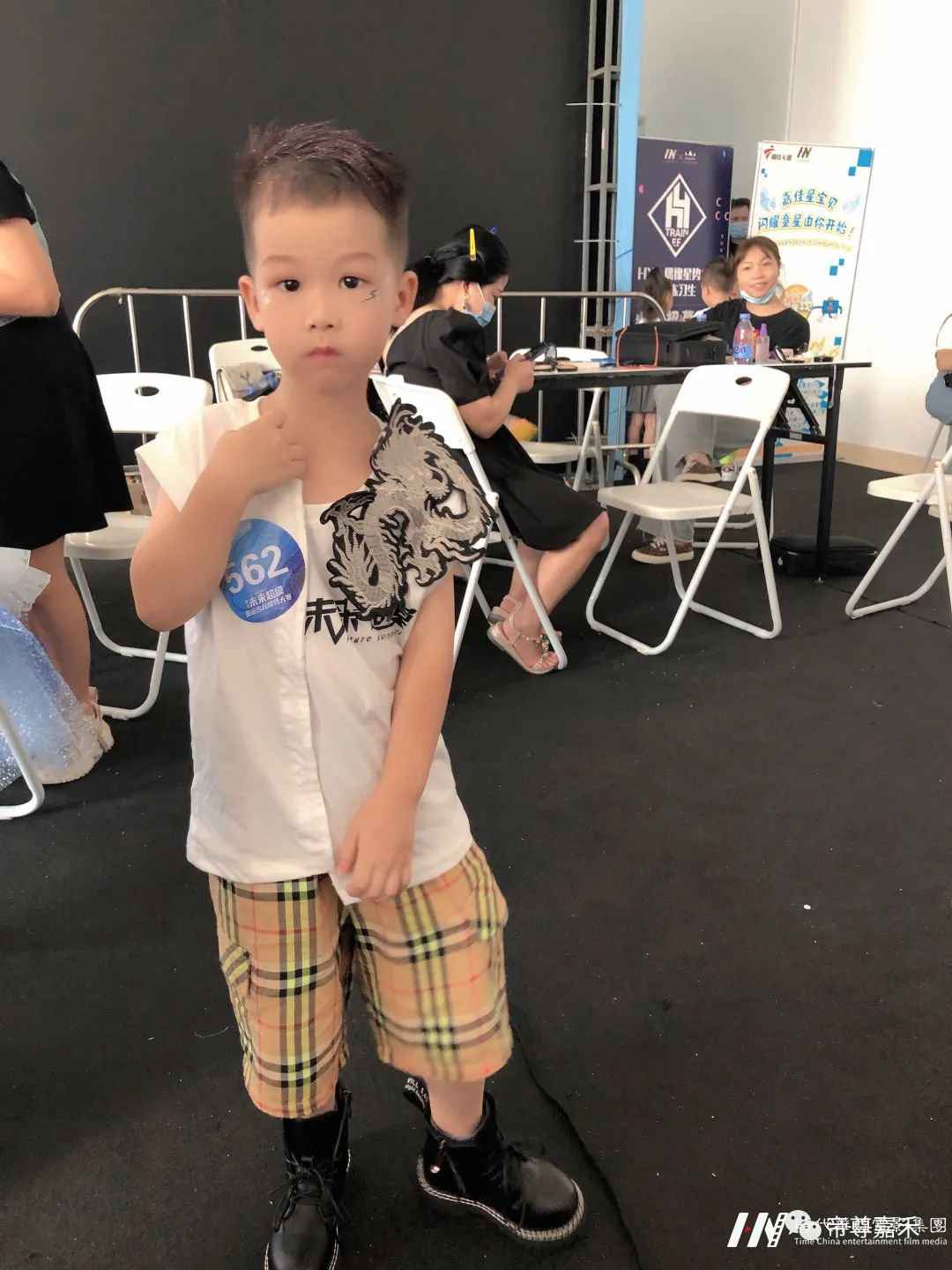 创意奖项名单公布 | 未来超模晋级赛DIY环保时装(图21) 图片