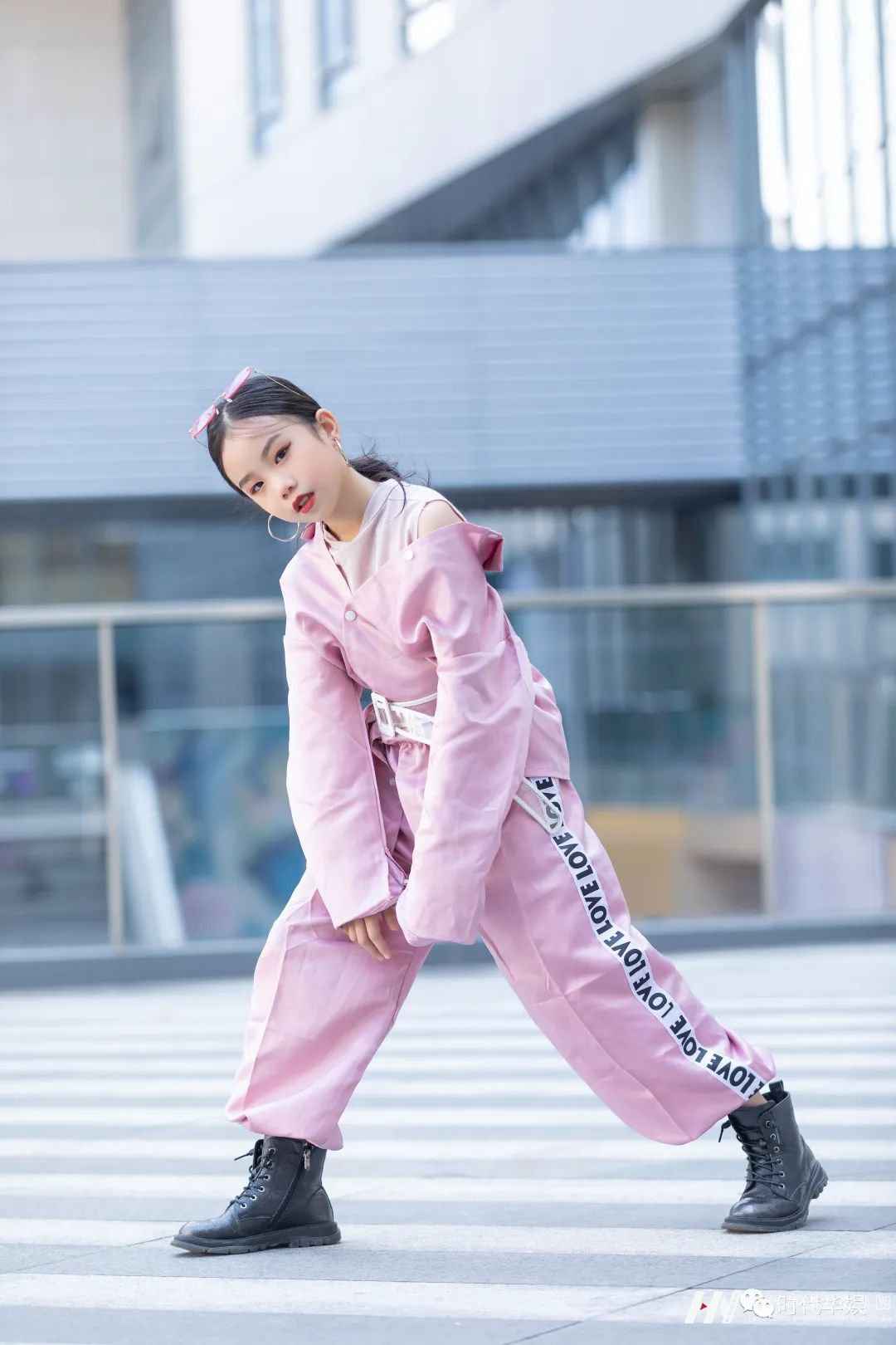 少儿模特平面拍摄课程 | 如何在镜头前更具表现力(图9) 图片