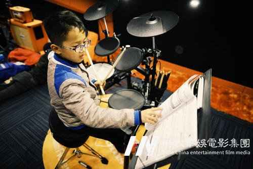 深圳福田少儿声乐培训:为何说情感表达在歌唱中很重要?(图1) 深圳福田少儿声乐培训:为何说情感表达在歌唱中很重要?