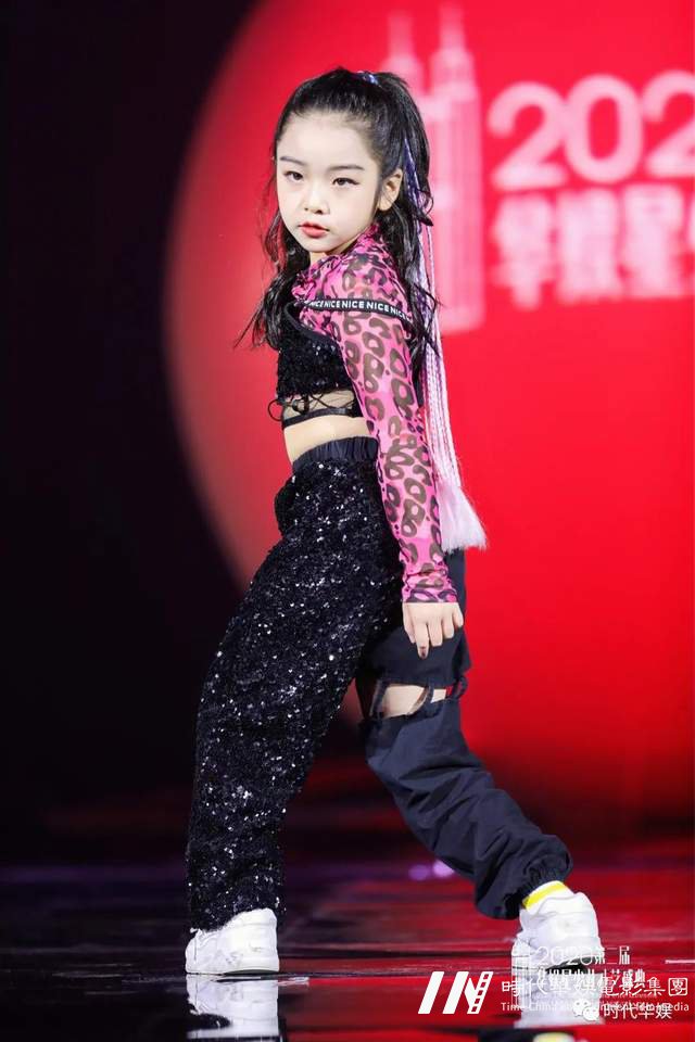 少儿舞蹈课程 | 如何让孩子爱上爵士舞?(图4) 少儿舞蹈课程 | 如何让孩子爱上爵士舞?(图4)