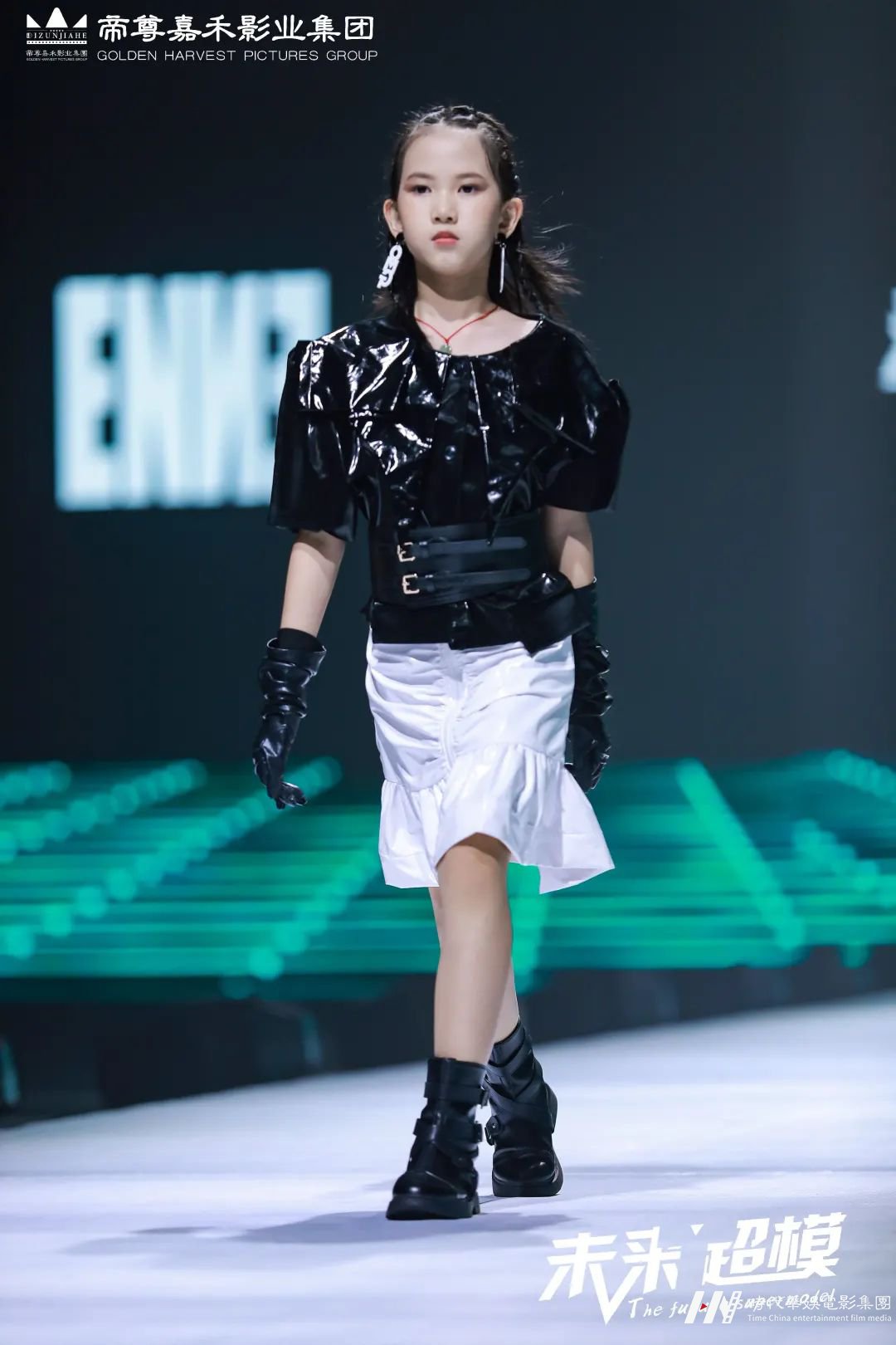 2022s/s深圳时装周ENNE品牌正在招募中!(图6) 图片