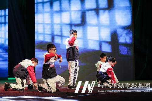 儿童启蒙舞蹈很难入门?环球童影来支招(图1) 儿童启蒙舞蹈很难入门?环球童影来支招
