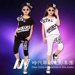 学习少儿舞蹈的孩子在舞台上有什么表现呢?(图1) 学习少儿舞蹈的孩子在舞台上有什么表现呢?(图1)