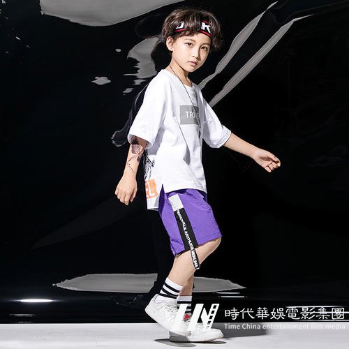 环球童影是如何让孩子的气质节节高升的(图1) 环球童影是如何让孩子的气质节节高升的(图1)