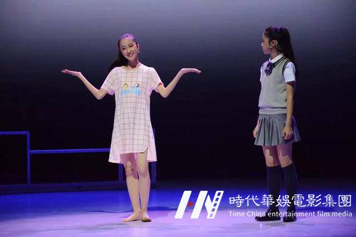 深圳环球童影少儿主持让孩子在舞台上闪闪发光(图1) 深圳环球童影少儿主持让孩子在舞台上闪闪发光(图1)