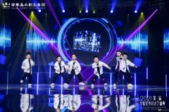 13岁少年学舞3年夺冠 跳街舞靠的是鼓励和天赋！