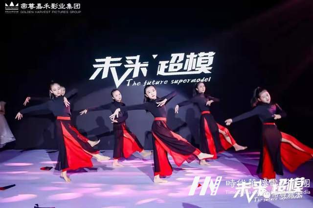 少儿舞蹈 | 记住这几个知识点,让孩子轻松学好爵士舞(图1) 少儿舞蹈 | 记住这几个知识点,让孩子轻松学好爵士舞(图1)