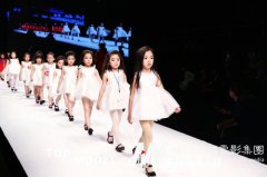 为什么学习少儿模特的孩子也应该拍模卡？