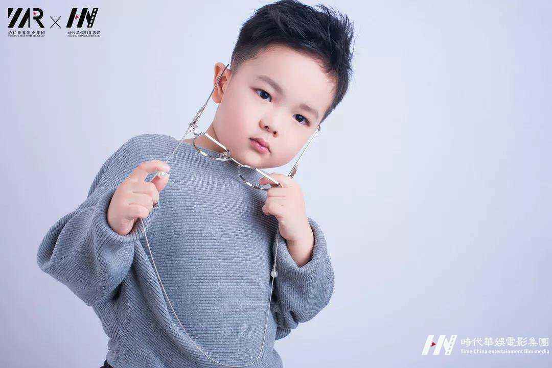 环球童影VIP艺员--温暖时光的小可爱曾韦杰(图1)