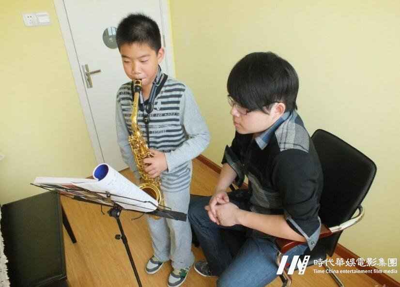 深圳哪里有靠谱专的萨克斯少儿培训机构