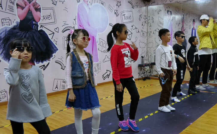 家长：我的孩子在深圳时代华娱学习少儿艺术培训的感觉