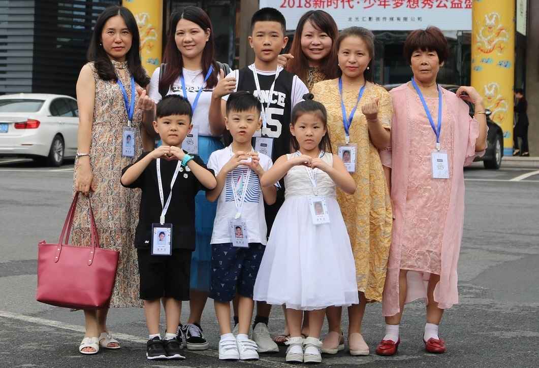 环球童影是真是假？ 中国有名言：木秀于林,风必摧之